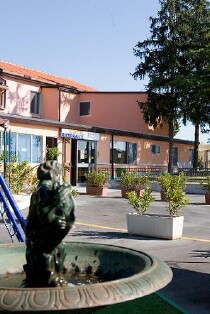 Cascina Garden Hotel - campobasso